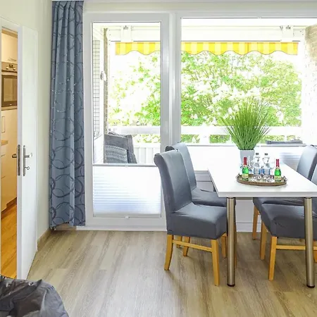 Appartement Lovely In With Kitchen